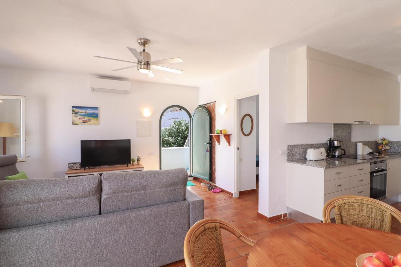 Belvedere, Family-Friendly, Nice, First-Line Apartment With Stunning Beach And Sea Views,Ac 아레날 덴 카스텔 외부 사진
